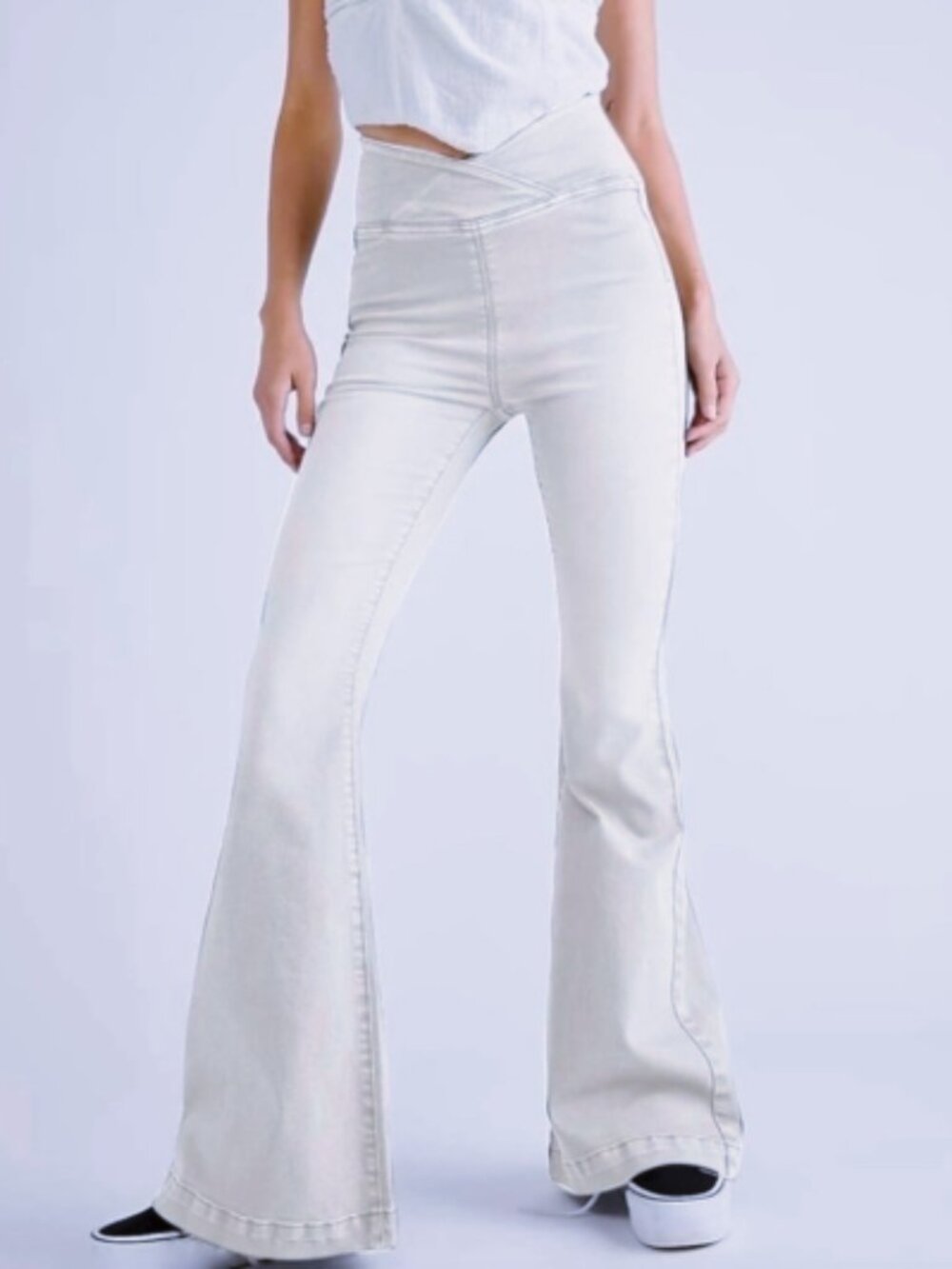 Free People High Rise size 24 - High Rise Stretch Pull On Jeans IVORY color